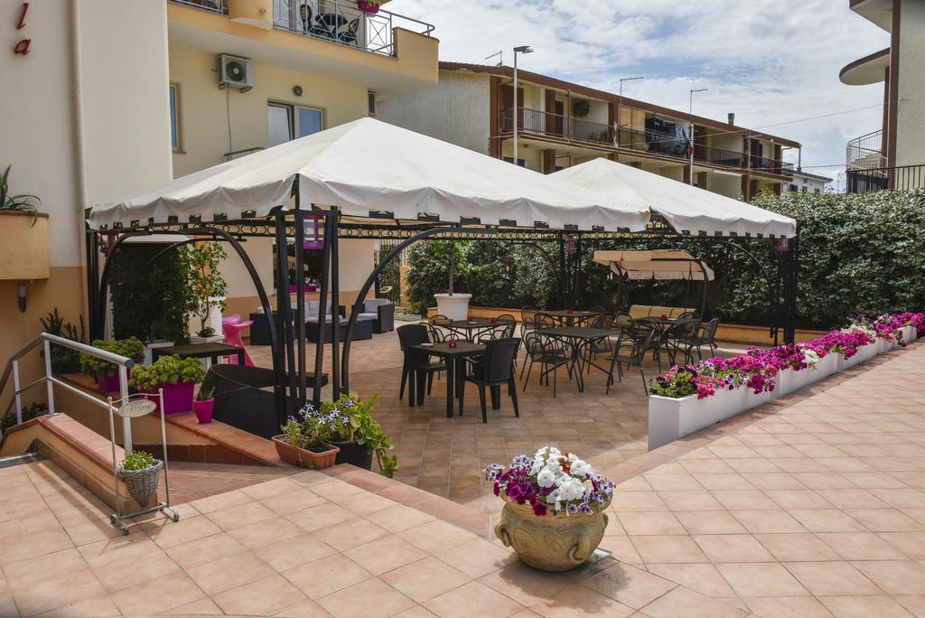 Hotel La Villa Corigliano Calabro Exterior foto
